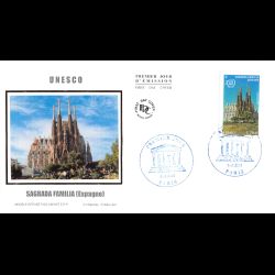 FDC soie - UNESCO - Sagrada familia (Espagne) - oblit 6/11/15 Paris